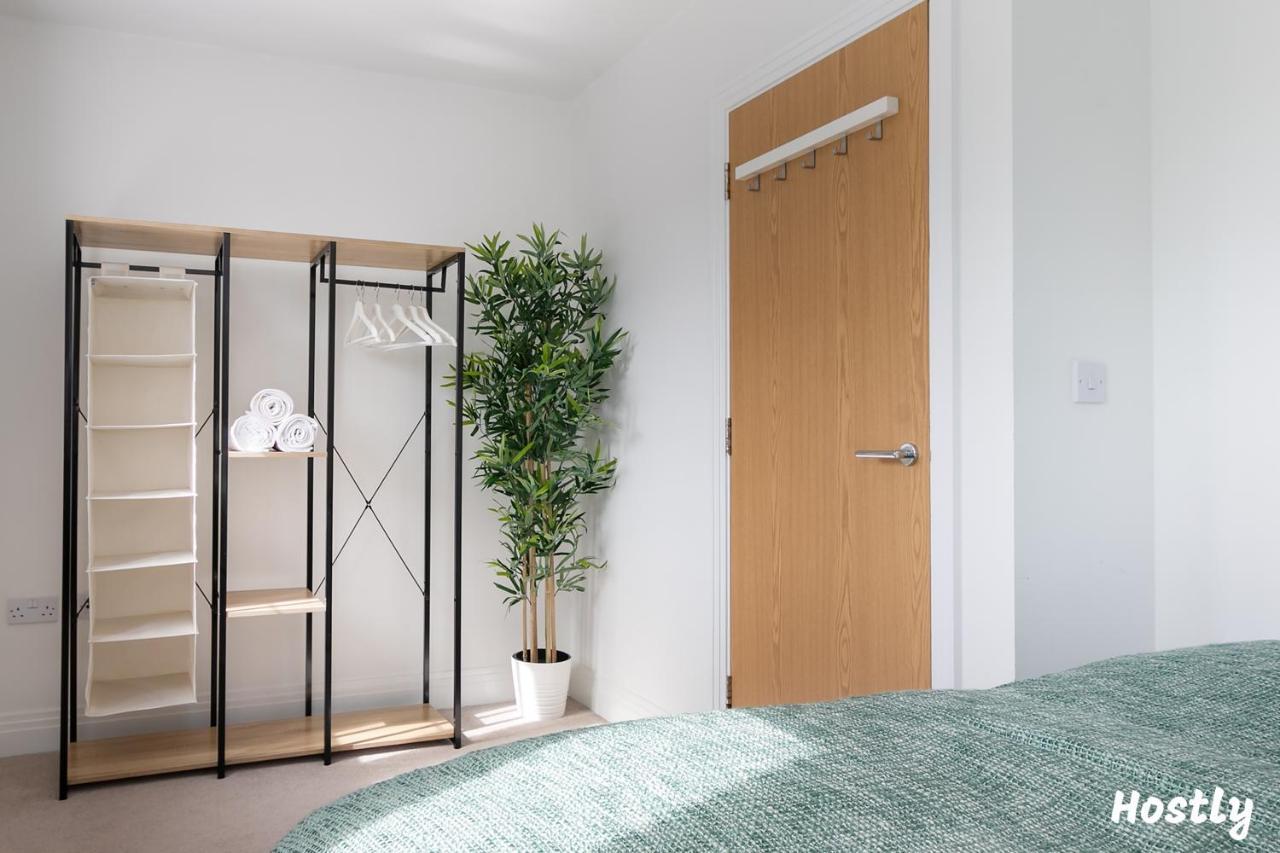 Albatross House - Comfy Home With Parking سلوف المظهر الخارجي الصورة